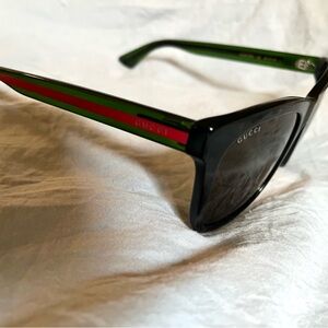Gucci Sunglasses - Authentic